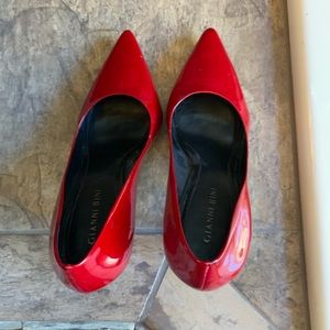 Gianni Bini Red Patent Heels
